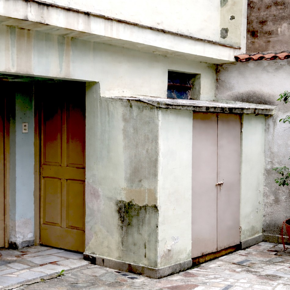 CASA AV. AVELLANEDA 700