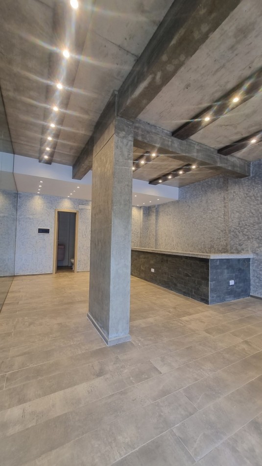 HERMOSO LOCAL COMERCIAL A ESTRENAR EN VENTA O ALQUILER